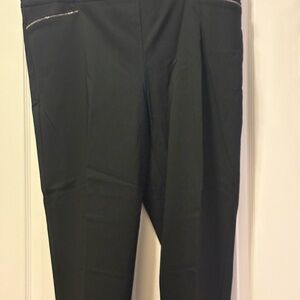 NWT Chico's so slimming Bridget Slim leg ankle length black pants. Sz 4R (20-22)